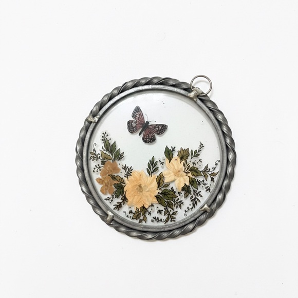 Other - Boho/Vintage Floral and Butterfly Wall Decor with Silver Frame